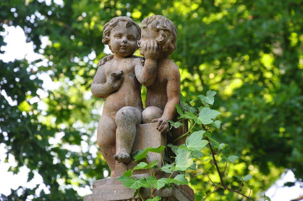 Hotel Garden Boleslawiec  Dış mekan fotoğraf