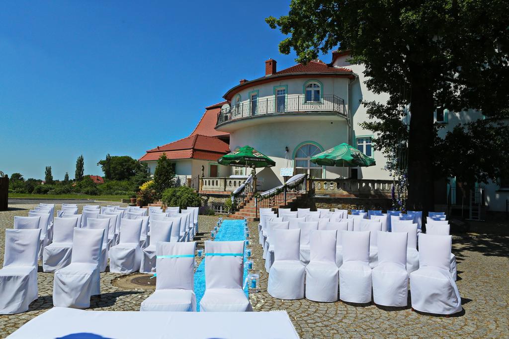 Hotel Garden Boleslawiec  Dış mekan fotoğraf